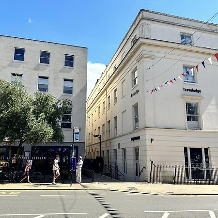 Stunning 2-Bed Town Centre Apartment - Hosted By Hutch Lifestyle Royal Royal Leamington Spa Exterior foto