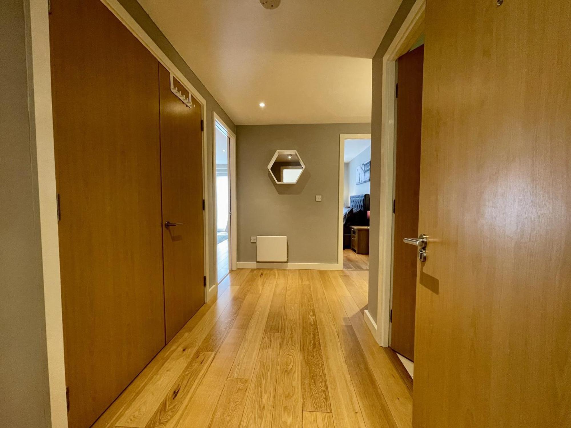 Stunning 2-Bed Town Centre Apartment - Hosted By Hutch Lifestyle Royal Royal Leamington Spa Exterior foto